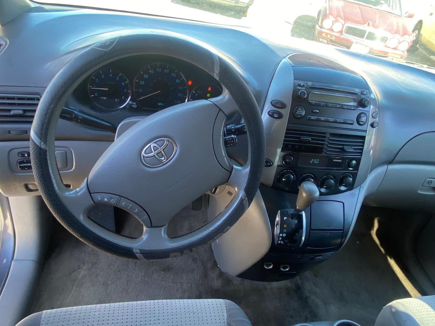 2009 Toyota Sienna CE FWD 7-Passenger (5TDZK23C59S) with an 3.5L V6 EFI DOHC 24V engine, 5-Speed Automatic transmission, located at 44356 Date Ave., Lancaster, CA, 93534, (661) 945-6555, 34.688919, -118.139374 - Photo#2